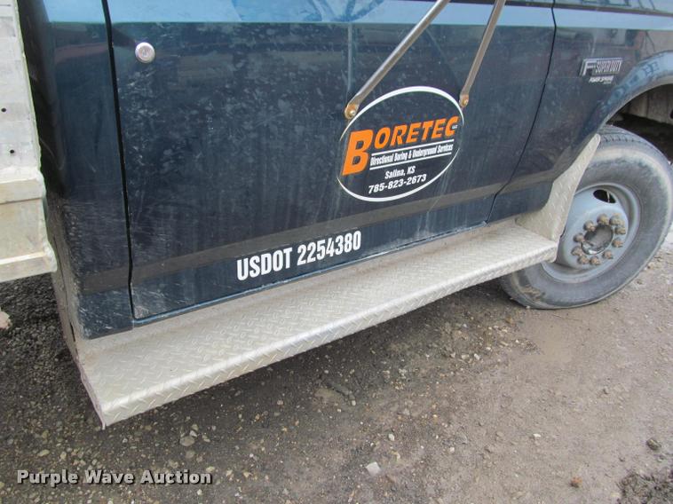 image for item J2554 1996 Ford F450 Super Duty flatbed truck