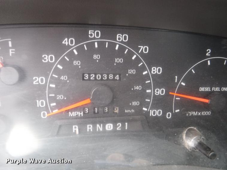 image for item J5692 2000 Ford F550 Super Duty XL flatbed truck