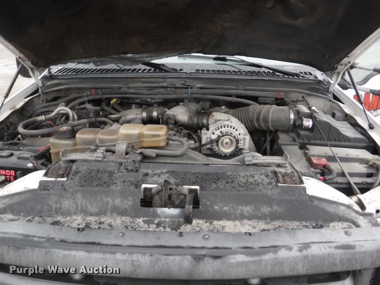 image for item J5692 2000 Ford F550 Super Duty XL flatbed truck