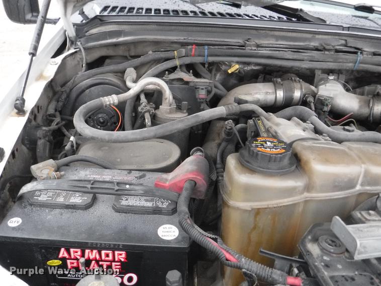 image for item J5692 2000 Ford F550 Super Duty XL flatbed truck