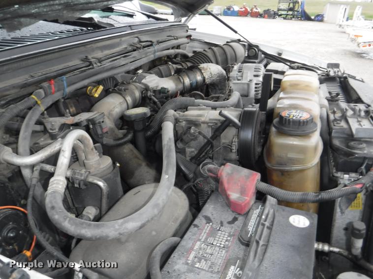 image for item J5692 2000 Ford F550 Super Duty XL flatbed truck