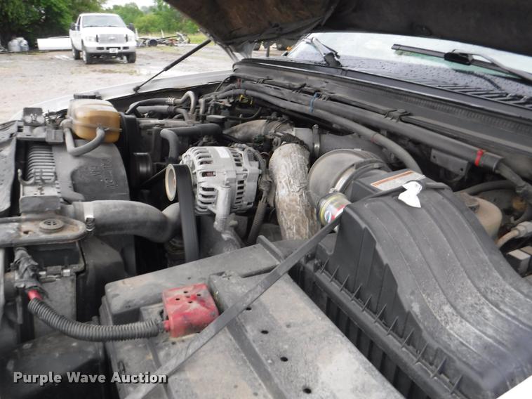 image for item J5692 2000 Ford F550 Super Duty XL flatbed truck