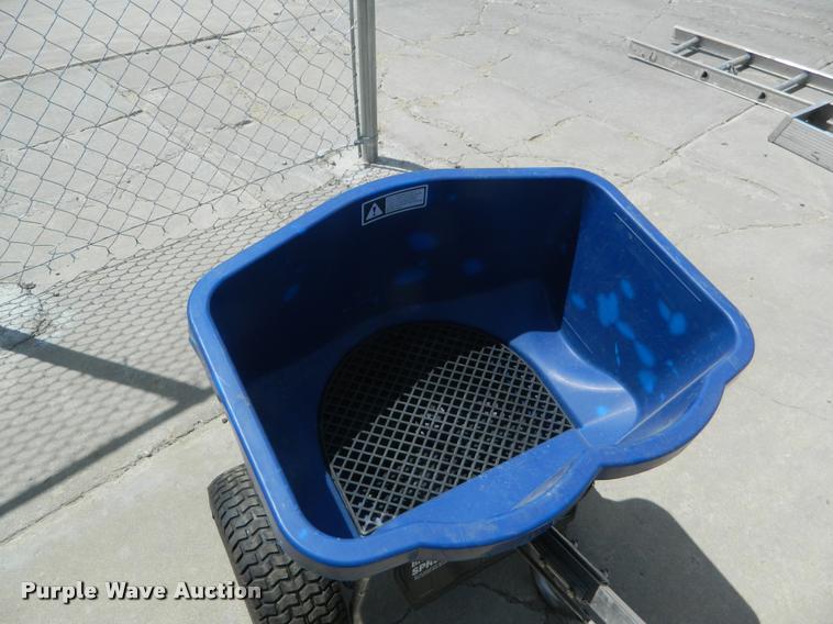 image for item K2507 Chapin salt/ice melt spreader