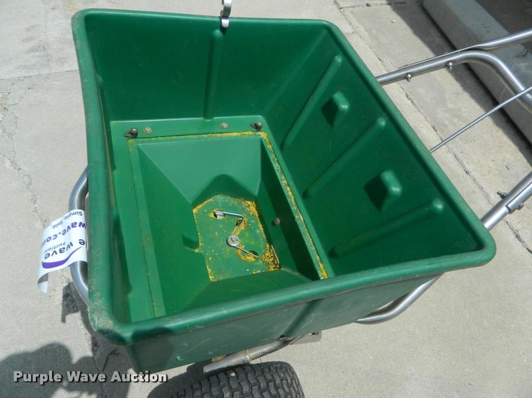 image for item K2508 Lesco seed/fertilizer spreader