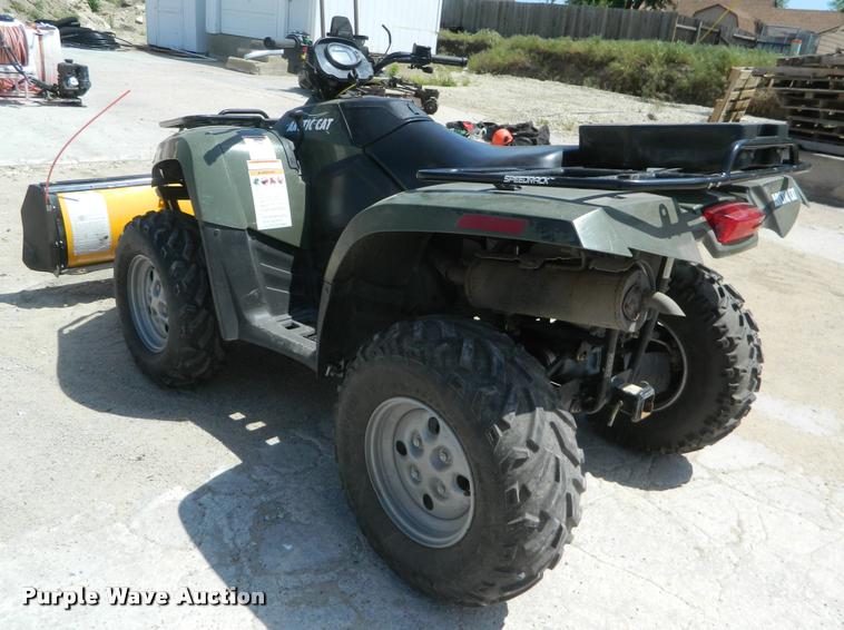 image for item K2526 2011 Arctic Cat 550 utility vehicle
