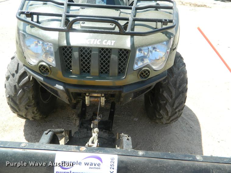 image for item K2526 2011 Arctic Cat 550 utility vehicle