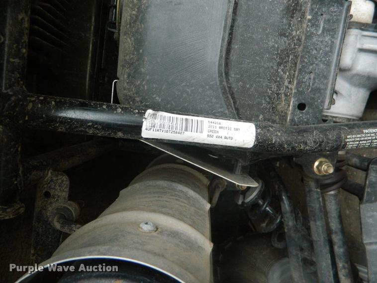 image for item K2526 2011 Arctic Cat 550 utility vehicle