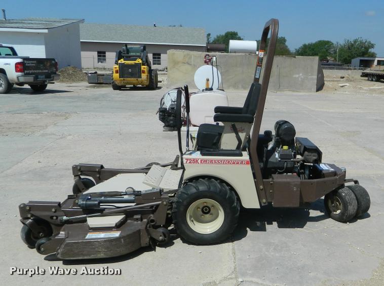 image for item K2535 Grasshopper 725K ZTR lawn mower