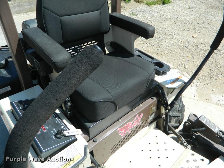 image for item K2535 Grasshopper 725K ZTR lawn mower