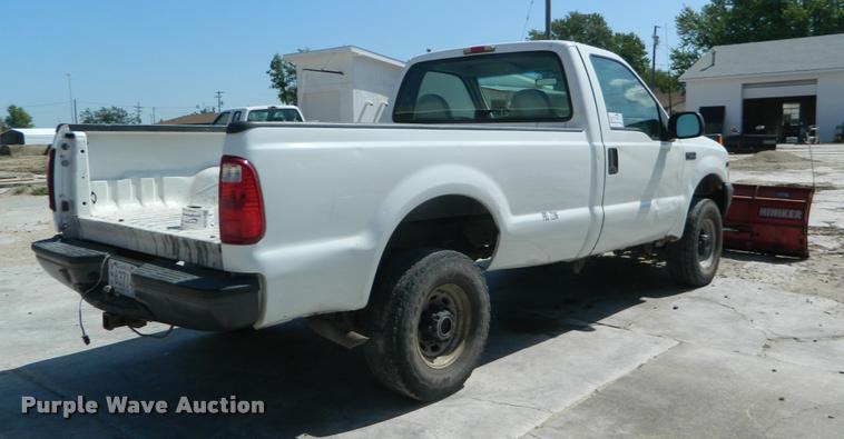 image for item K2541 2001 Ford F250 Super Duty pickup truck