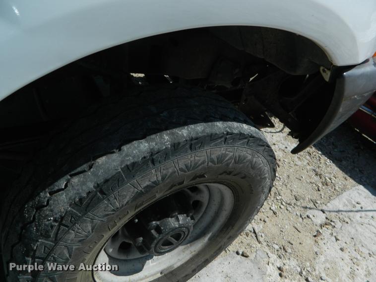 image for item K2541 2001 Ford F250 Super Duty pickup truck