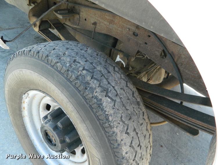 image for item K2541 2001 Ford F250 Super Duty pickup truck