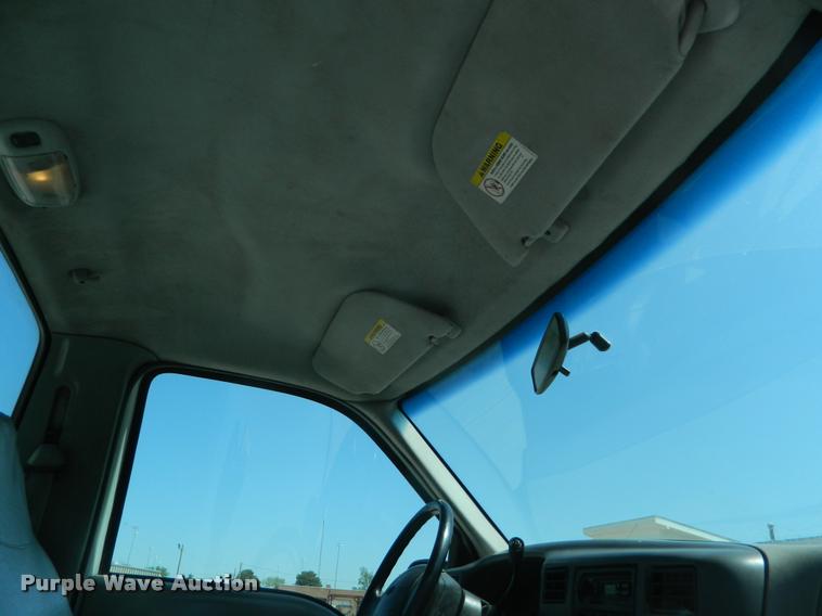 image for item K2541 2001 Ford F250 Super Duty pickup truck