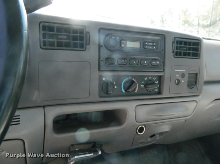 image for item K2541 2001 Ford F250 Super Duty pickup truck