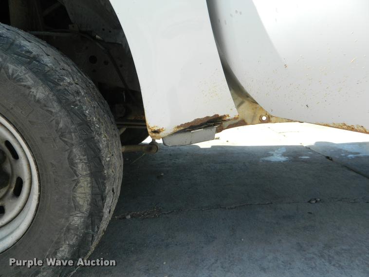 image for item K2541 2001 Ford F250 Super Duty pickup truck