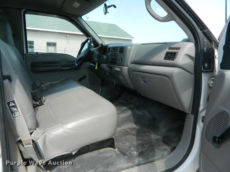 image for item K2543 2001 Ford F250 Super Duty SuperCab pickup truck