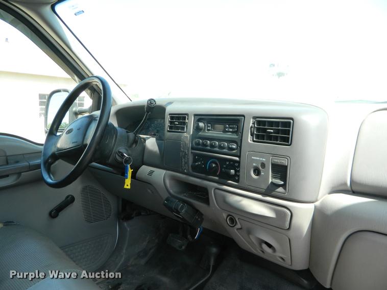 image for item K2543 2001 Ford F250 Super Duty SuperCab pickup truck