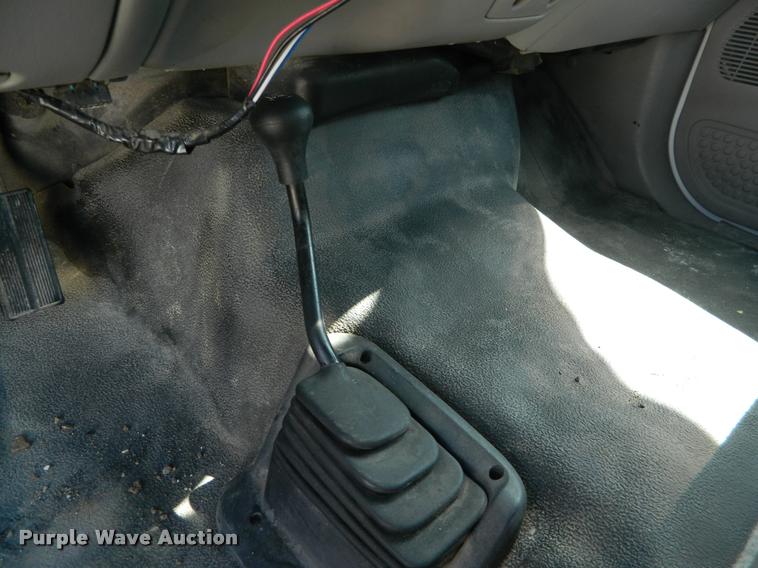 image for item K2543 2001 Ford F250 Super Duty SuperCab pickup truck