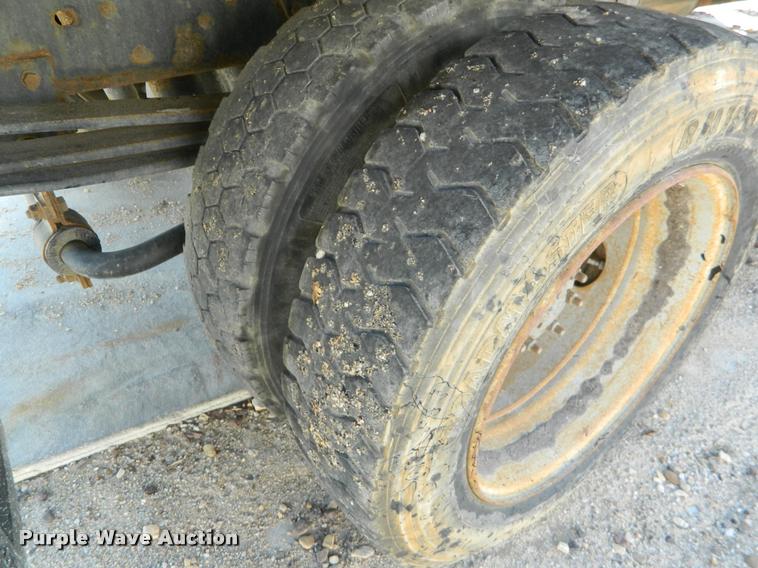 image for item K2544 1990 Chevrolet Kodiak dump truck