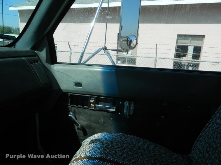 image for item K2544 1990 Chevrolet Kodiak dump truck