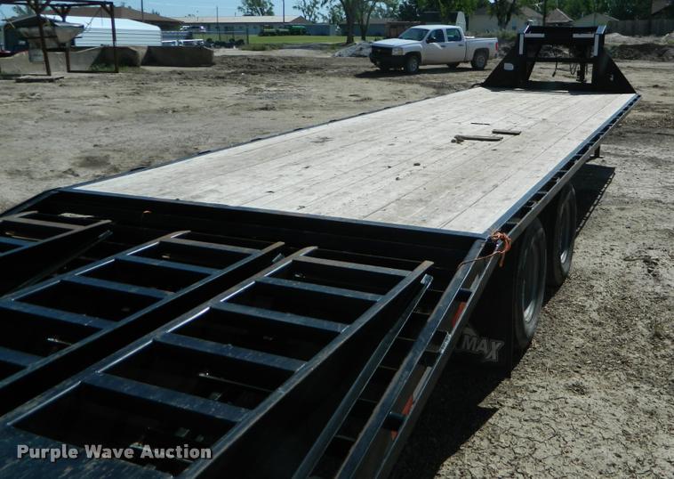 image for item K2546 2014 Load Trail equipment trailer