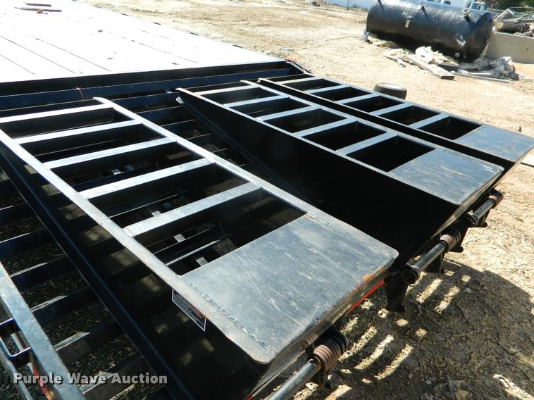 image for item K2546 2014 Load Trail equipment trailer