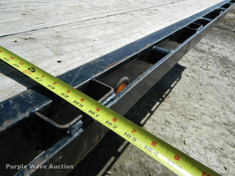 image for item K2546 2014 Load Trail equipment trailer