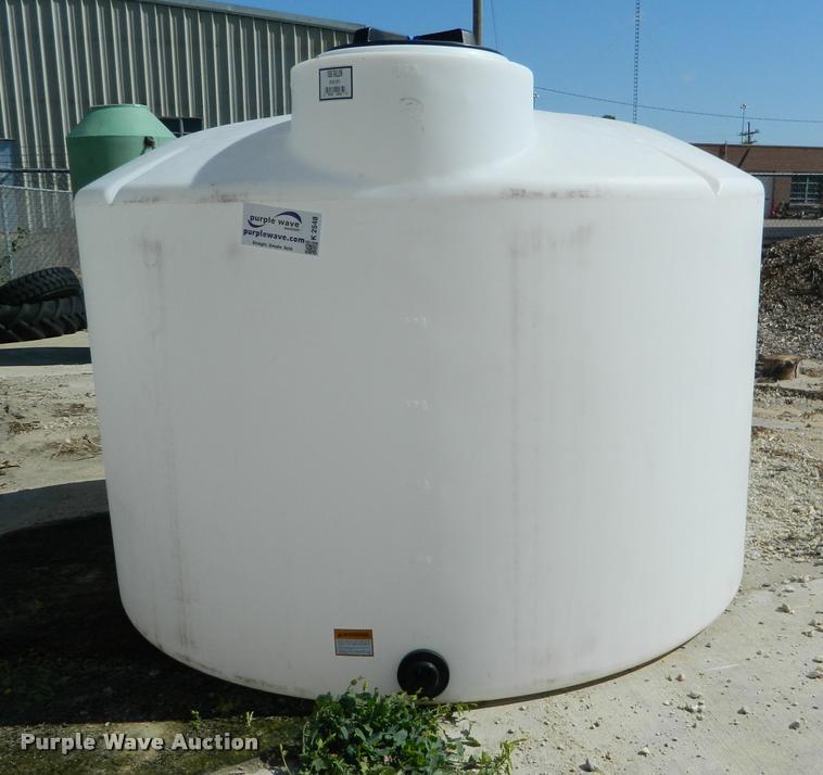 image for item K2548 Vertical poly liquid tank