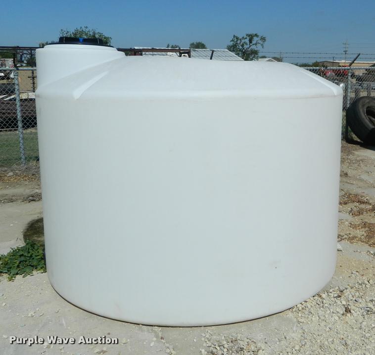 image for item K2548 Vertical poly liquid tank