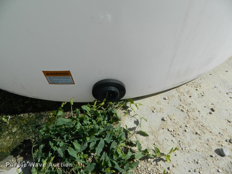 image for item K2548 Vertical poly liquid tank