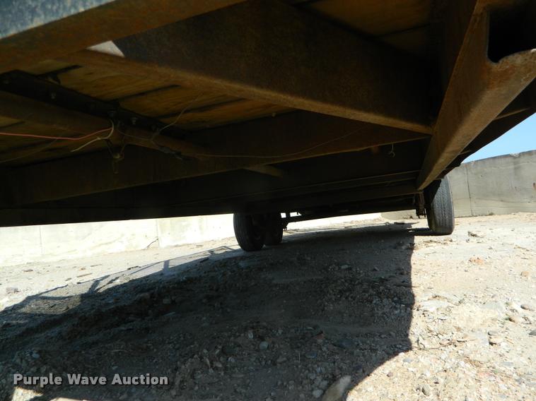 image for item K2552 2006 shop built utility trailer