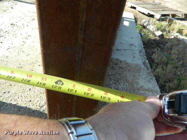 image for item K2555 Metal stand