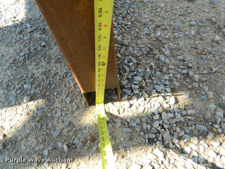 image for item K2555 Metal stand