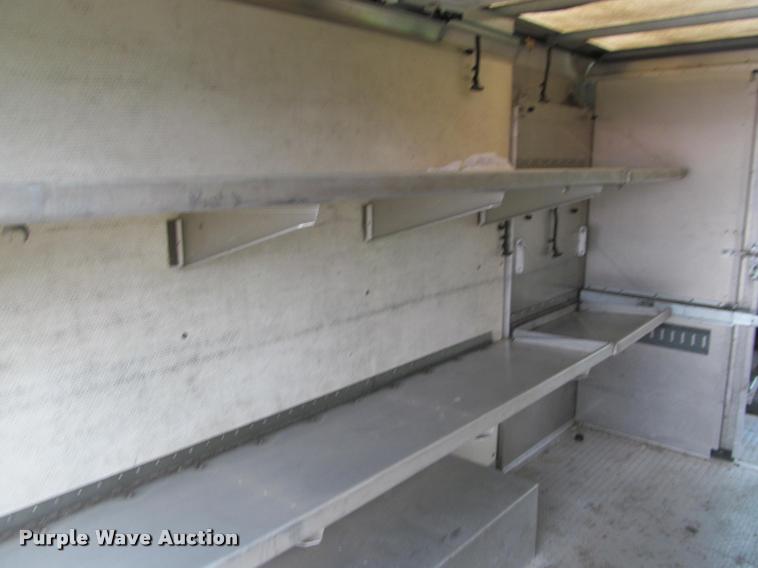 image for item K4756 2002 Workhorse P42 delivery truck