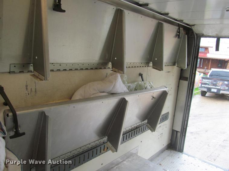 image for item K4756 2002 Workhorse P42 delivery truck