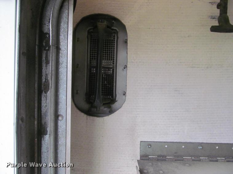 image for item K4756 2002 Workhorse P42 delivery truck