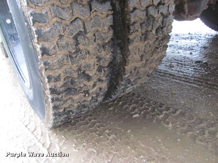 image for item K4756 2002 Workhorse P42 delivery truck