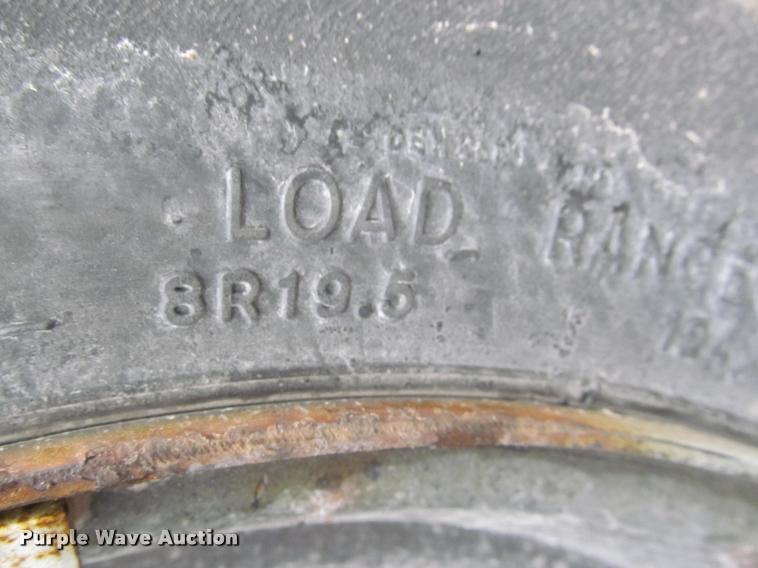 image for item K4756 2002 Workhorse P42 delivery truck