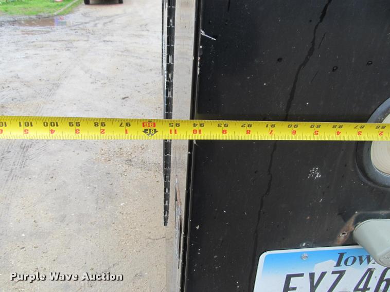 image for item K4757 2000 Ford F350 Super Duty XLT utility bed pickup truck