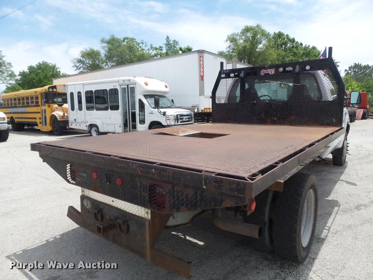 image for item K7612 2002 Ford F450 Super Duty XL flatbed truck