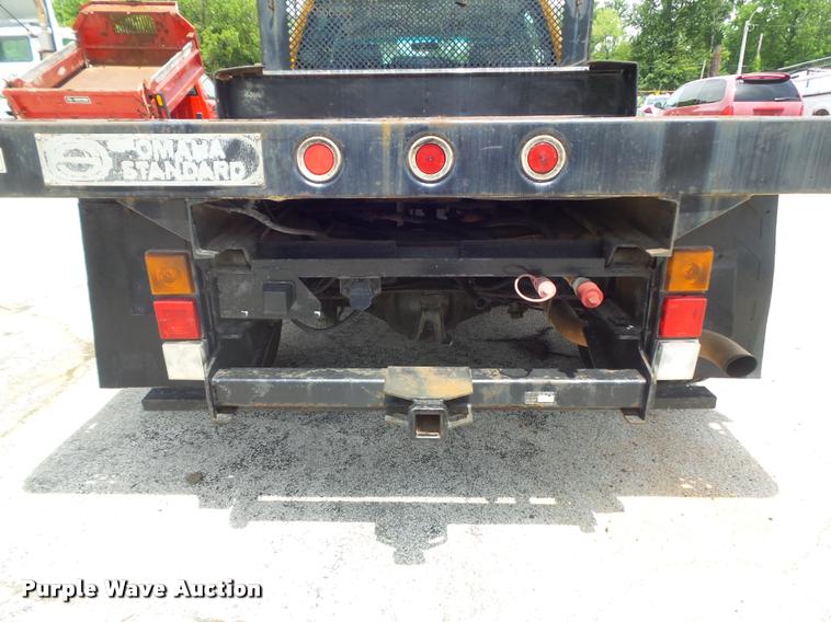 image for item K7613 2003 Chevrolet Silverado 3500 Crew Cab dump flatbed pickup truck