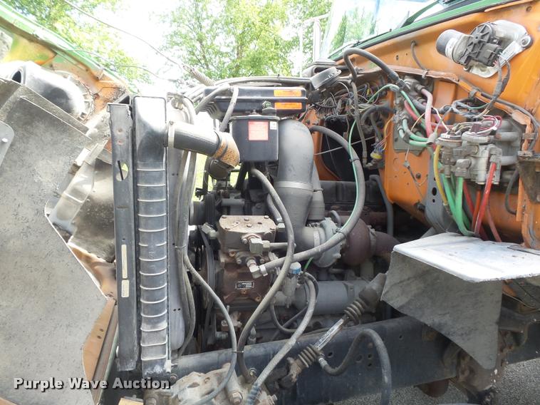 image for item K7624 1989 Ford L8000 flatbed truck