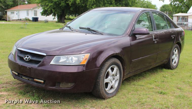 image for item L1980 2006 Hyundai Sonata