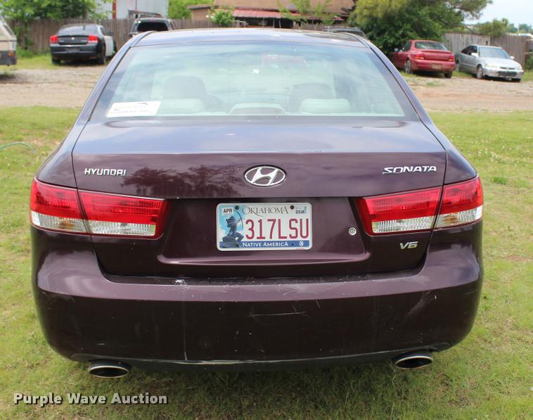 image for item L1980 2006 Hyundai Sonata