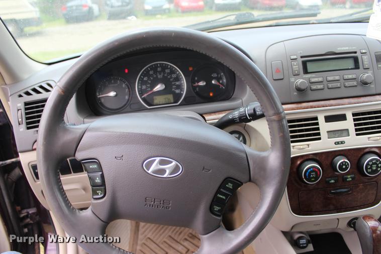 image for item L1980 2006 Hyundai Sonata