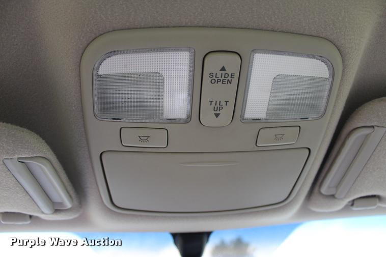 image for item L1980 2006 Hyundai Sonata