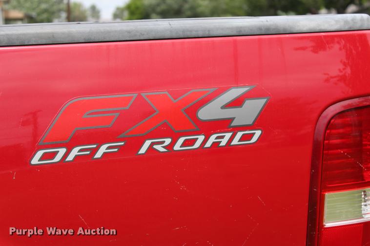 image for item L1981 2004 Ford F150 FX4 SuperCab pickup truck