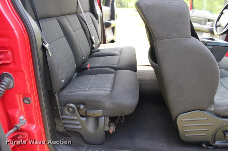 image for item L1981 2004 Ford F150 FX4 SuperCab pickup truck