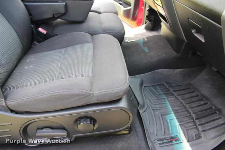 image for item L1981 2004 Ford F150 FX4 SuperCab pickup truck