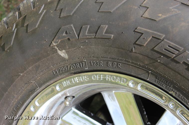 image for item L1981 2004 Ford F150 FX4 SuperCab pickup truck